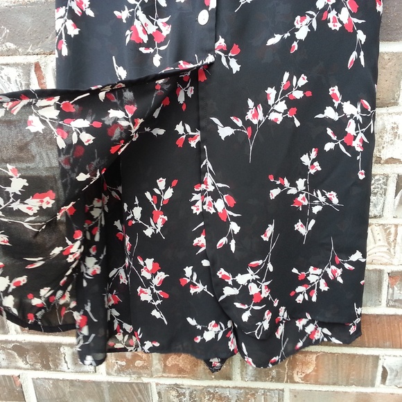 Limited LPNY | Romper Vintage Linen Floral sz S - Picture 2 of 5